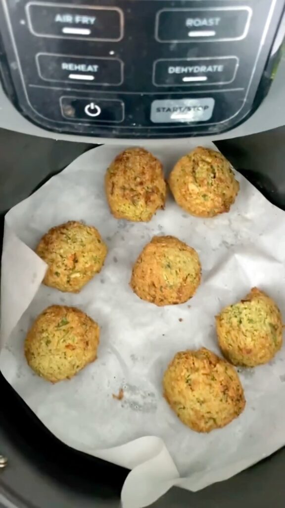 Air Fryer Falafels