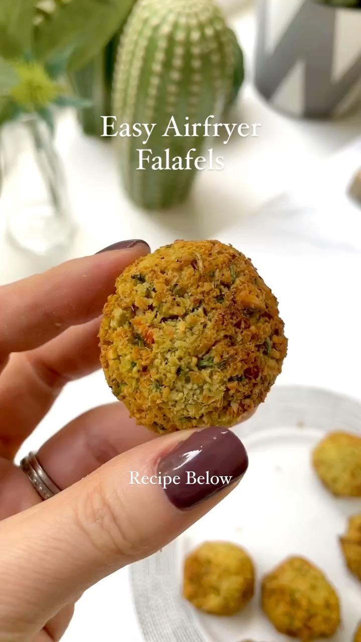 Crispy Air Fryer Falafels