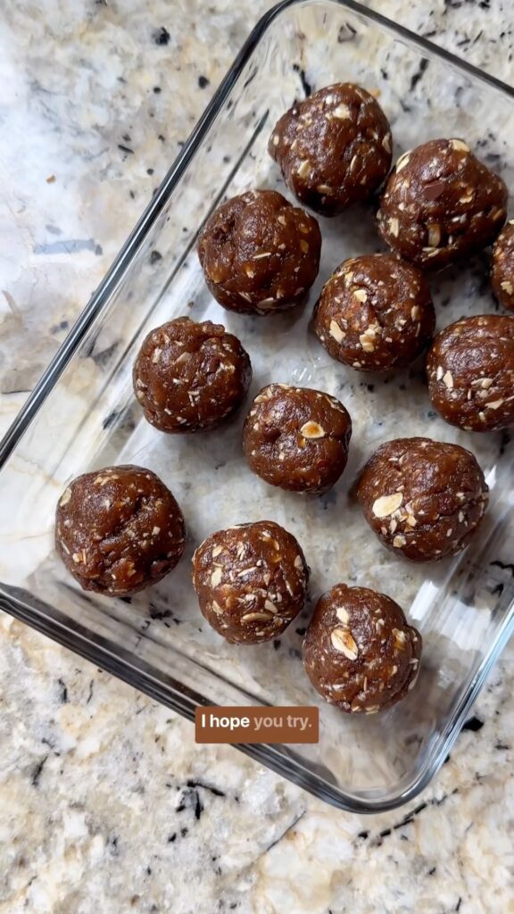 Peanut Butter Date Energy Balls