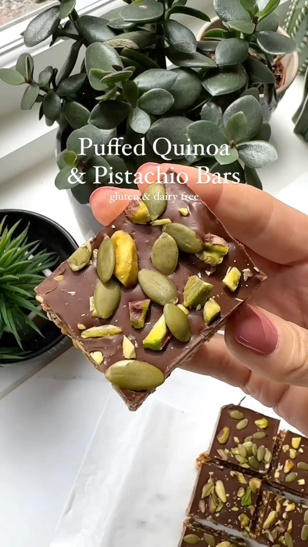 Puffed Quinoa Pistachio Bars Recipe