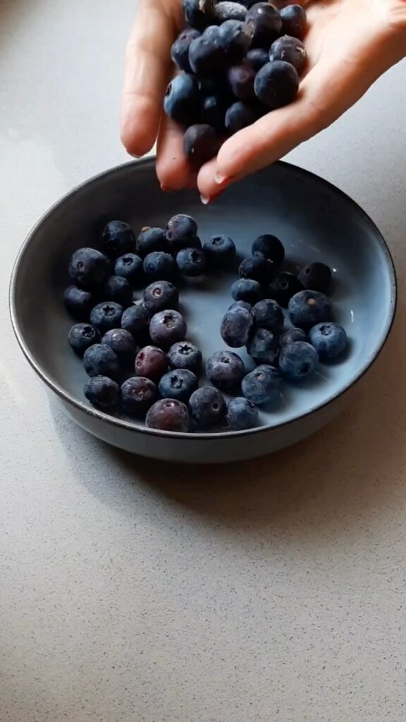 Blueberry and Crumble Pound Cake