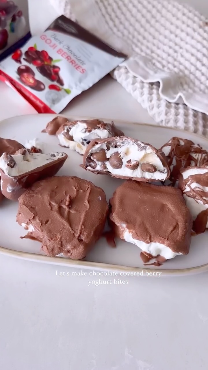 Chocolate Covered Berry Yoghurt Bites