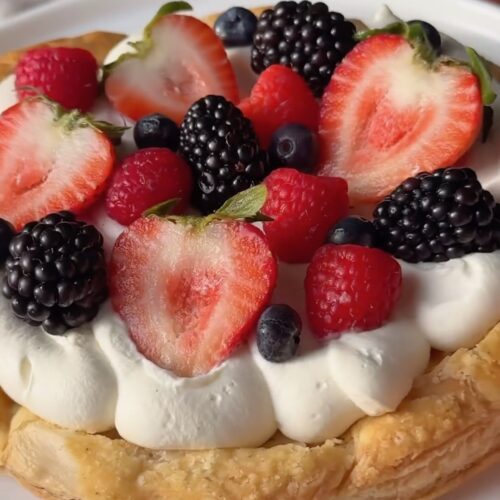 Easy Fruit Pizza Recipe