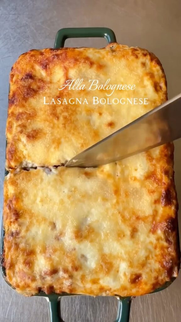 LASAGNA BOLOGNESE