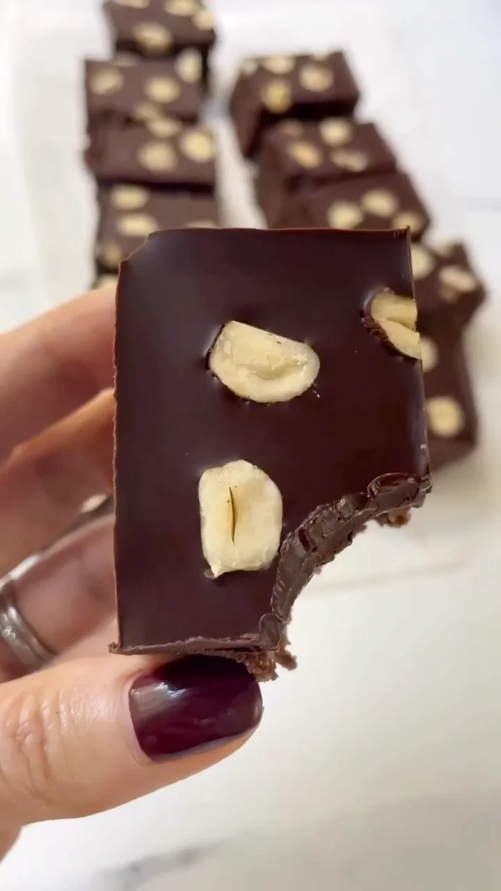 No Bake Homemade Ferrero Rocher Bars