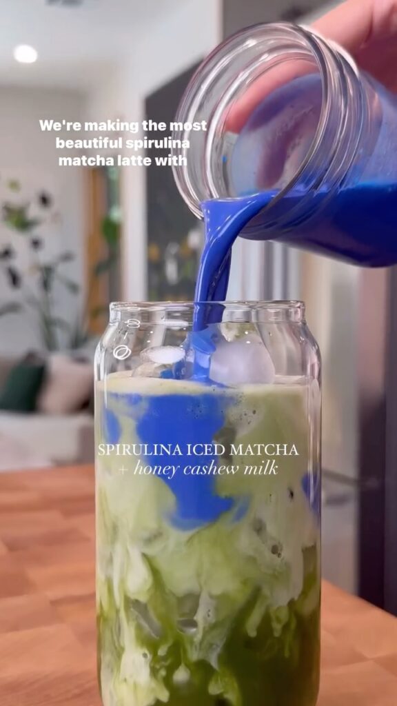 Spirulina Iced Matcha