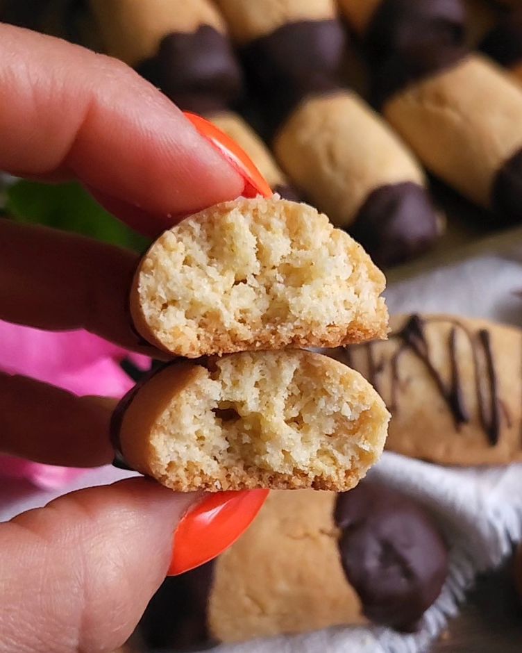 Almond Chocolate Cookies Recipe