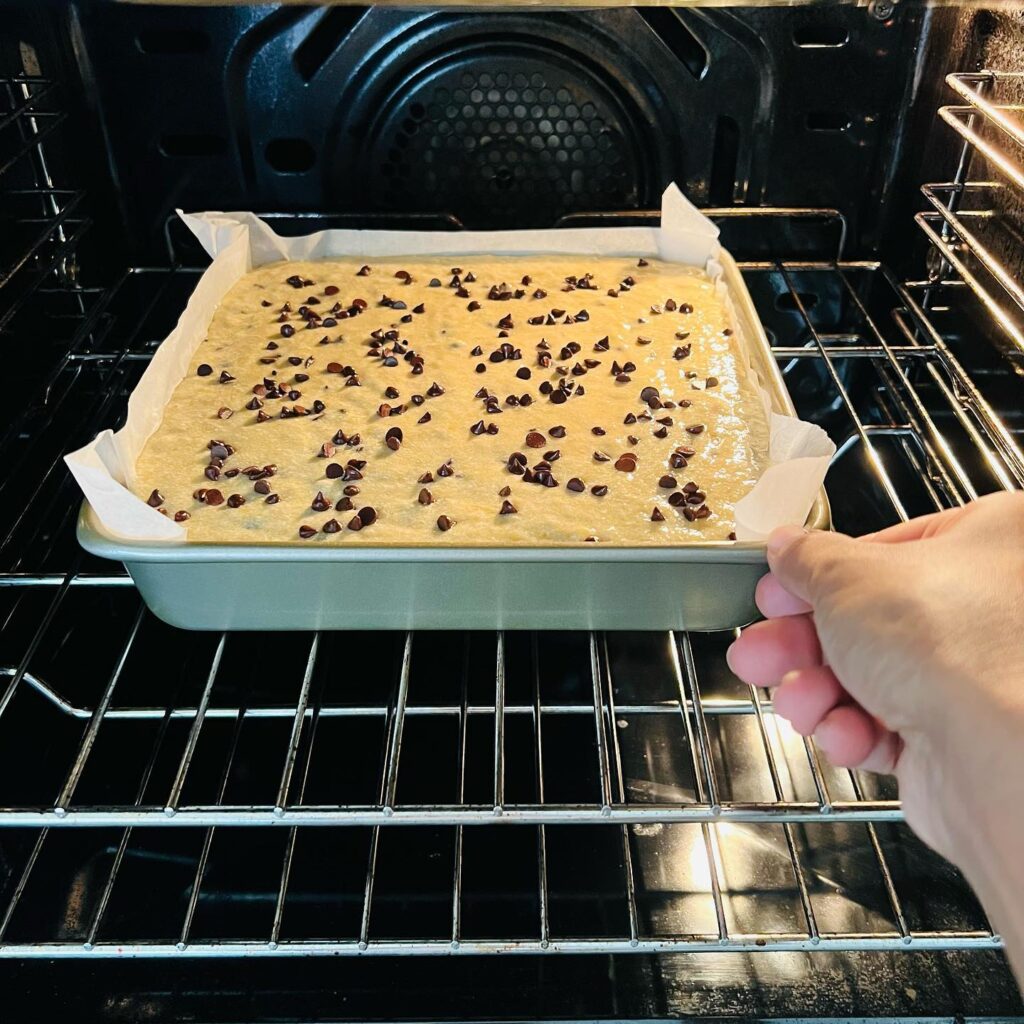 Chocolate Chip Banana Cake Recipe