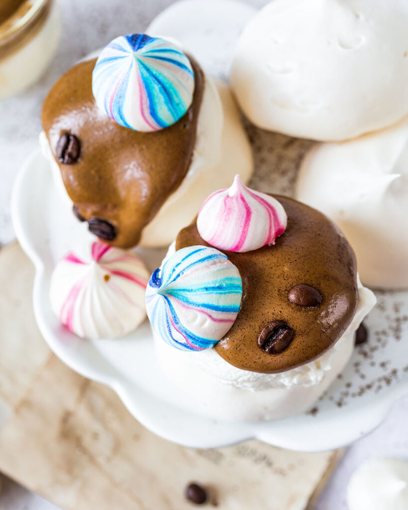 Coffee Meringues with Coffee Foam