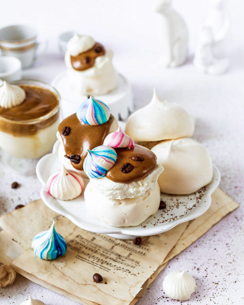 Coffee Meringues with Coffee Foam