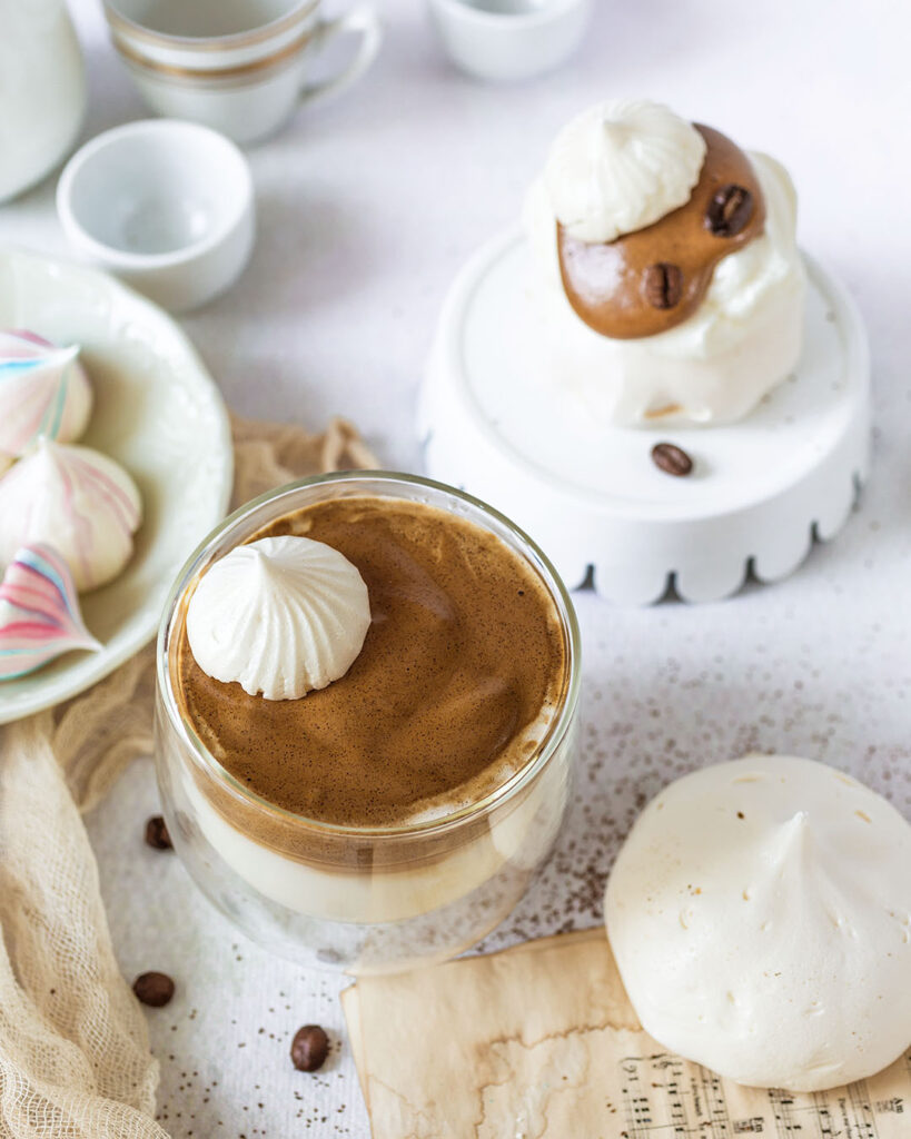 Coffee Meringues with Coffee Foam