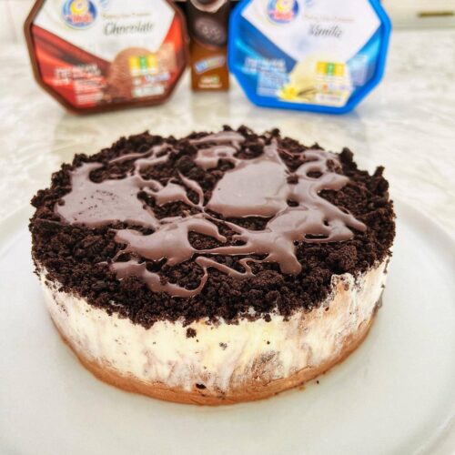 No-Bake Oreo Ice Cream Cake with Homemade Fudge Sauce