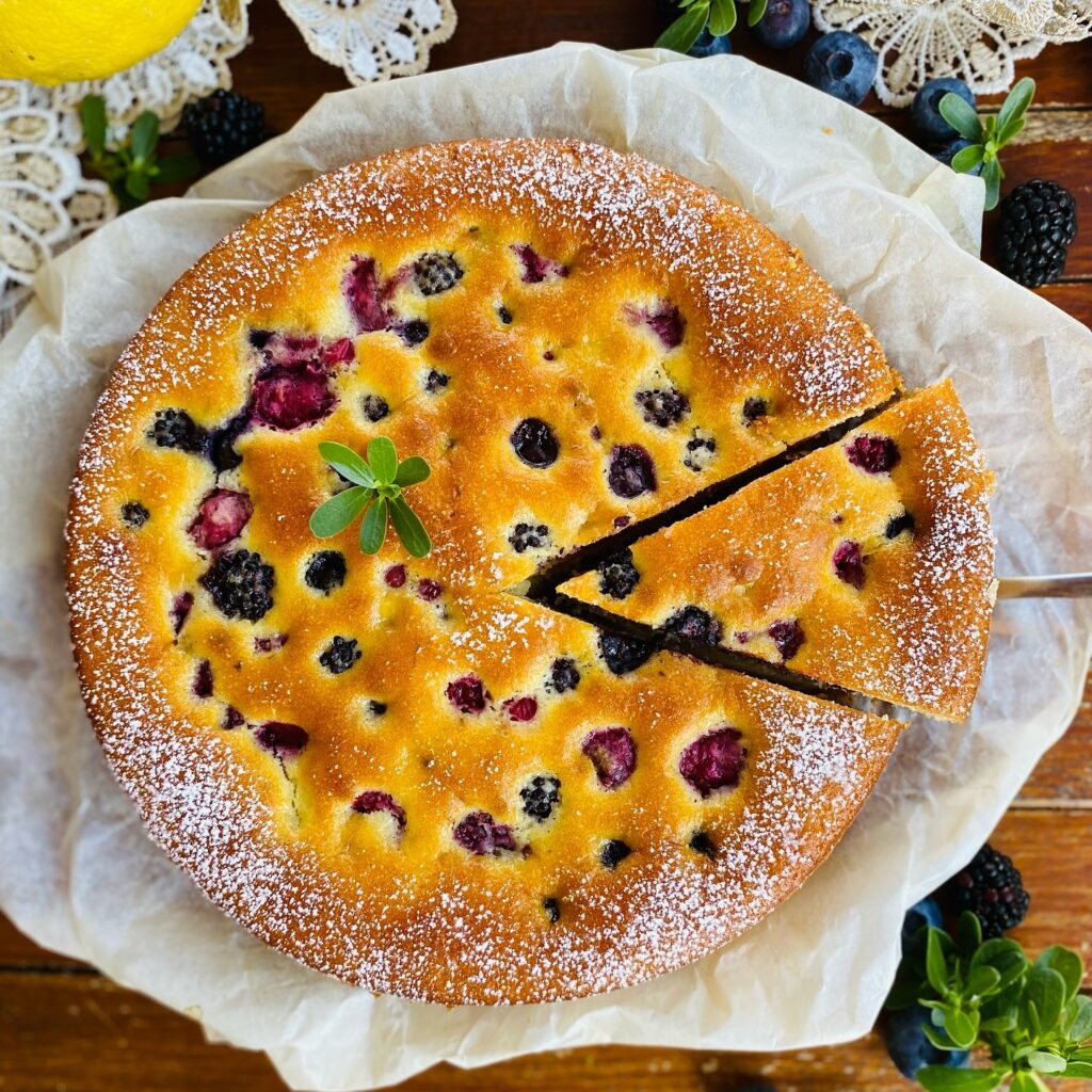 Lemon Cake with Berries