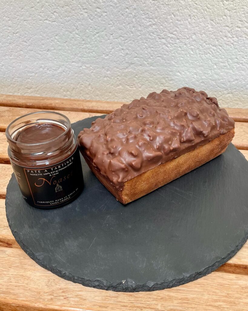 Maple Syrup and Chocolate Spread Cake