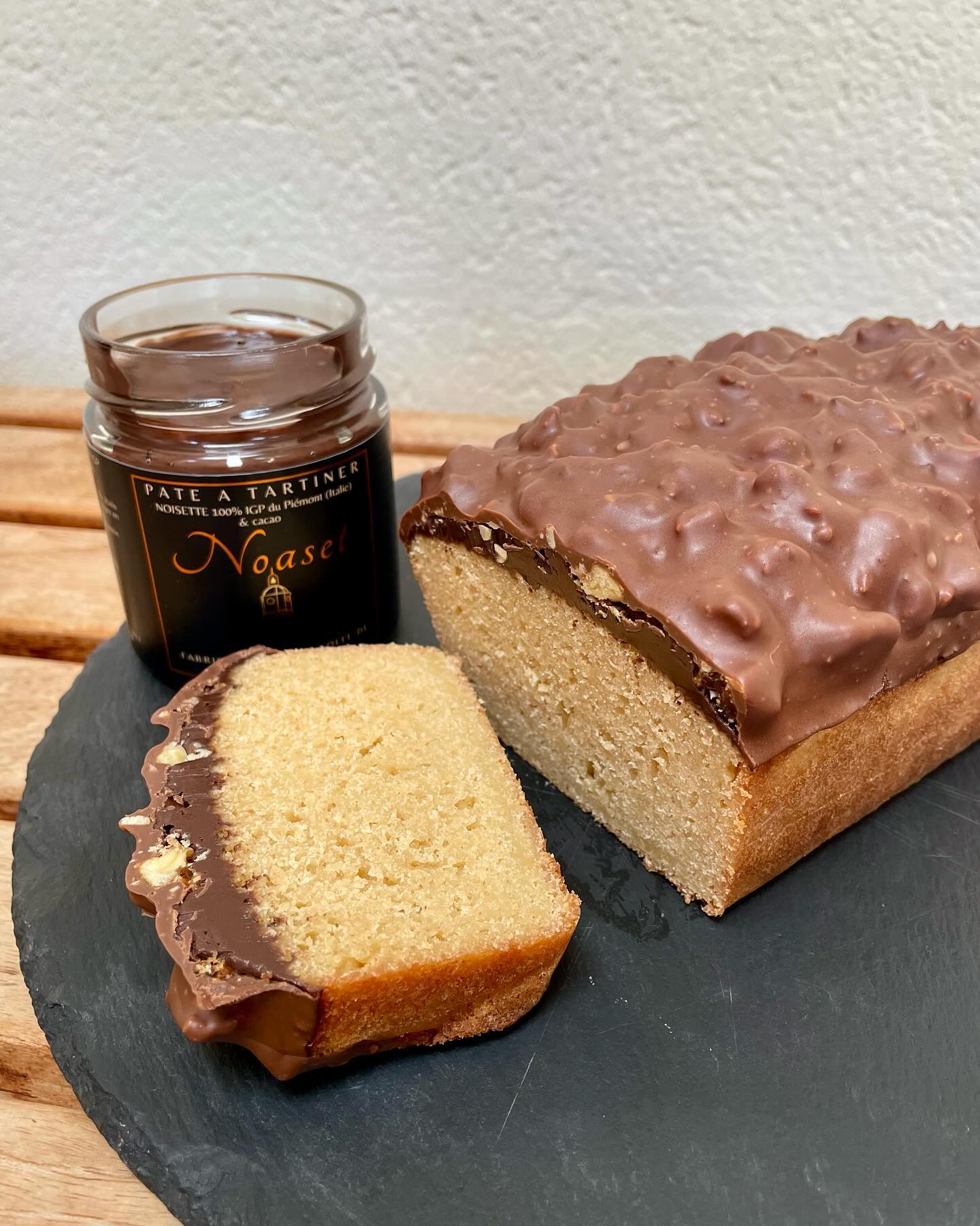 Maple Syrup and Chocolate Spread Cake