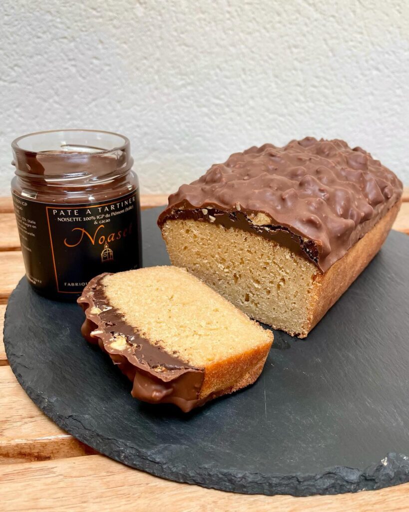 Maple Syrup and Chocolate Spread Cake