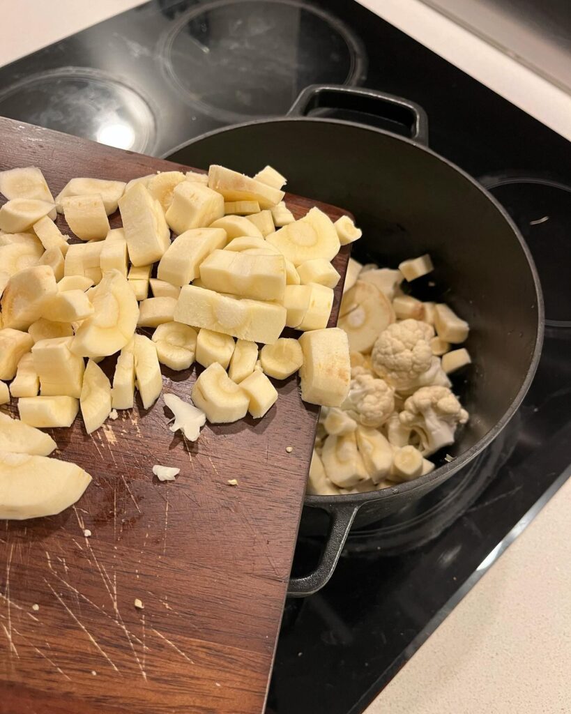 Parsnip Cauliflower and Cashew Soup Recipe