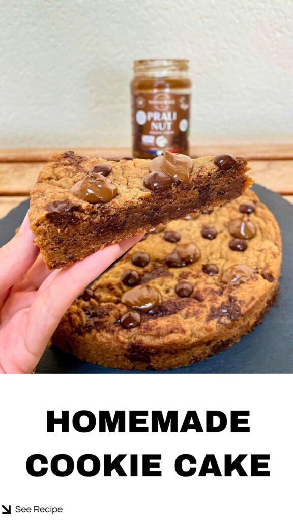 Praline Chocolate Chip Cookie Cake