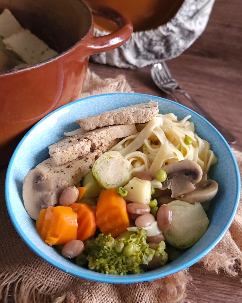 One-Pot Tagliatelles & Smoked Tofu