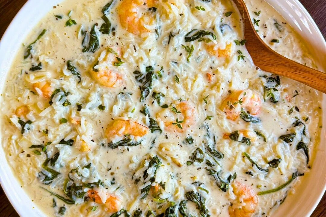 🍤 Creamy Garlic Shrimp & Spinach Parmesan Rice | Easy, Cozy, Family-Friendly Dinner