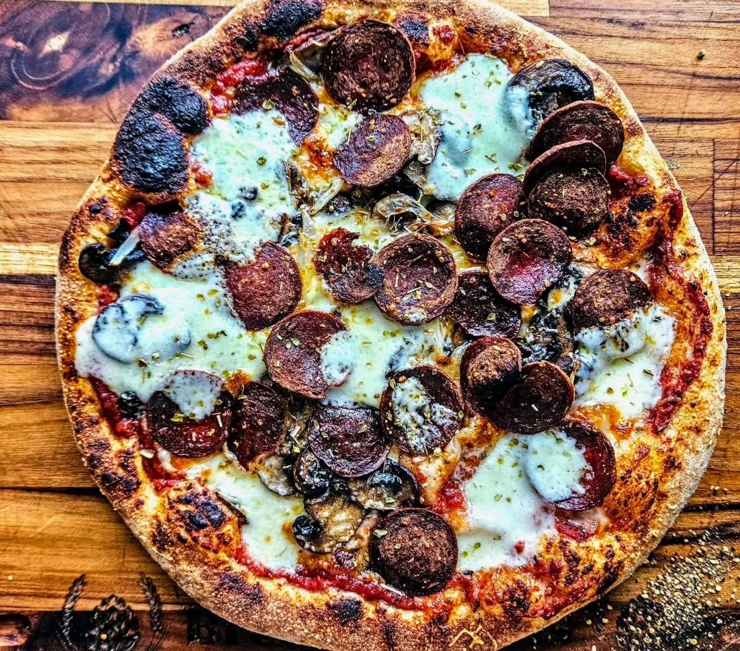 Low Hydration Mozzarella Pepperoni Pizza 🍕 | Crispy Crust, Gooey Cheese, Quick Homemade Pizza