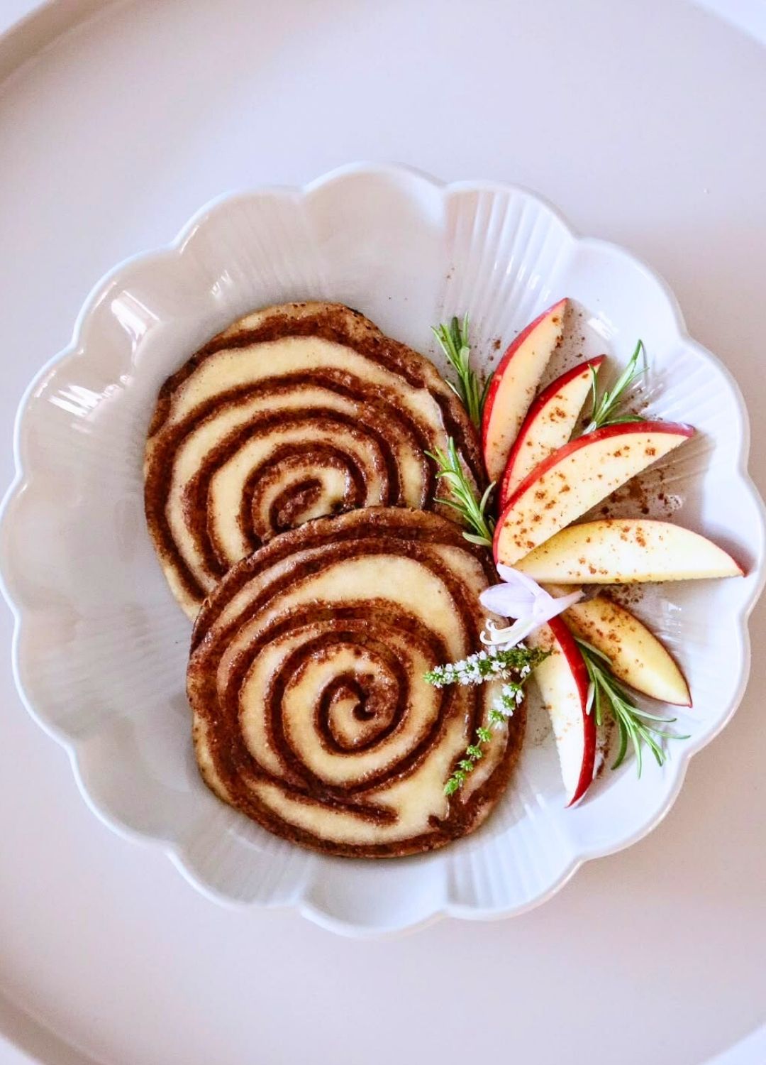 30-min Fluffy Cinnamon Swirl Pancakes 🥞 | Bakery-Style Breakfast Treat