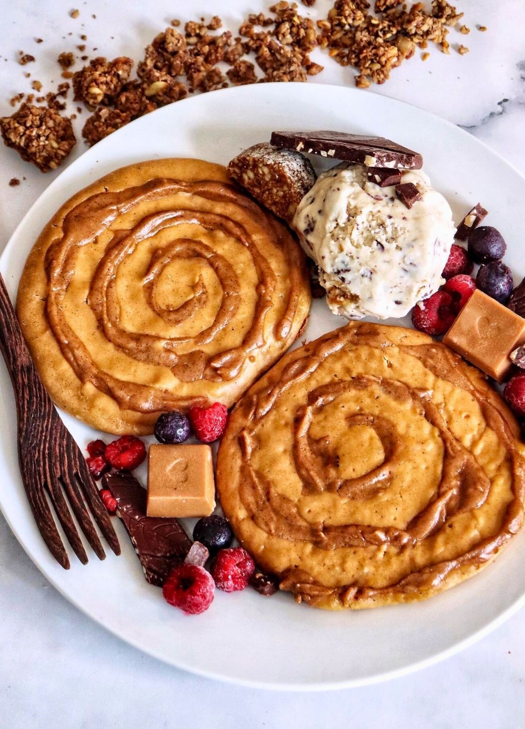 Single-Serve Cinnamon Roll Protein Pancakes – Vegan, Gluten-Free & Oil-Free