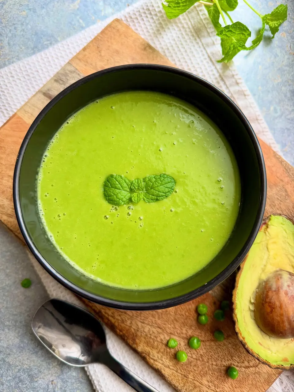 Silky Avocado & Pea Cream Soup — Creamy Vegan Spring Green Soup Ready in 20 Minutes