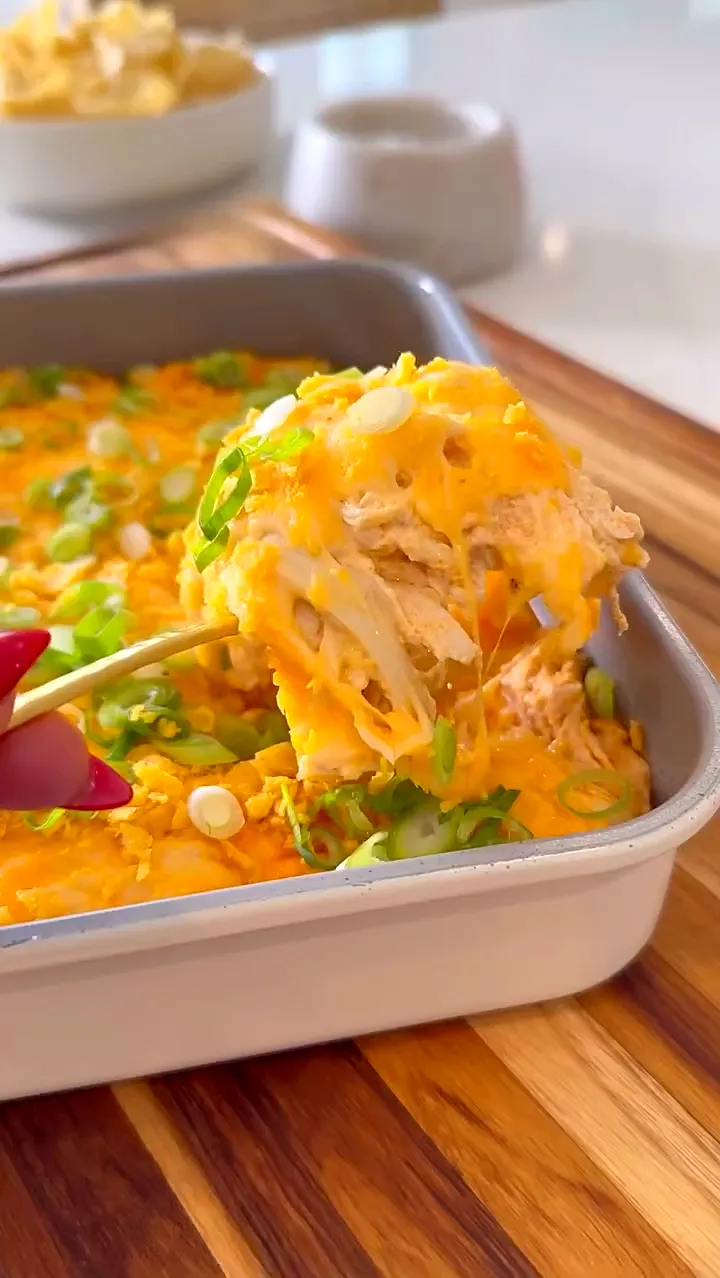 High-Protein Buffalo Chicken Dip Recipe for Game Day and Healthy Snacking