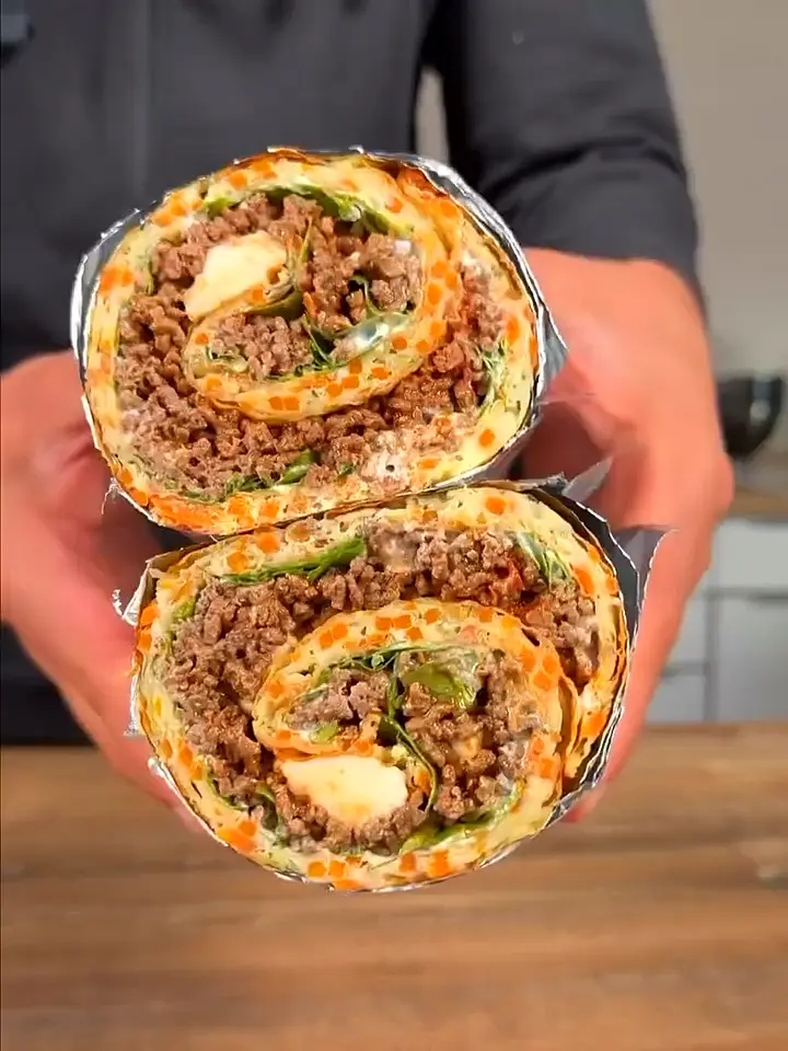 High Protein Lasagna Wrap with Lean Beef and Cheese (Low Carb, Oven-Baked)