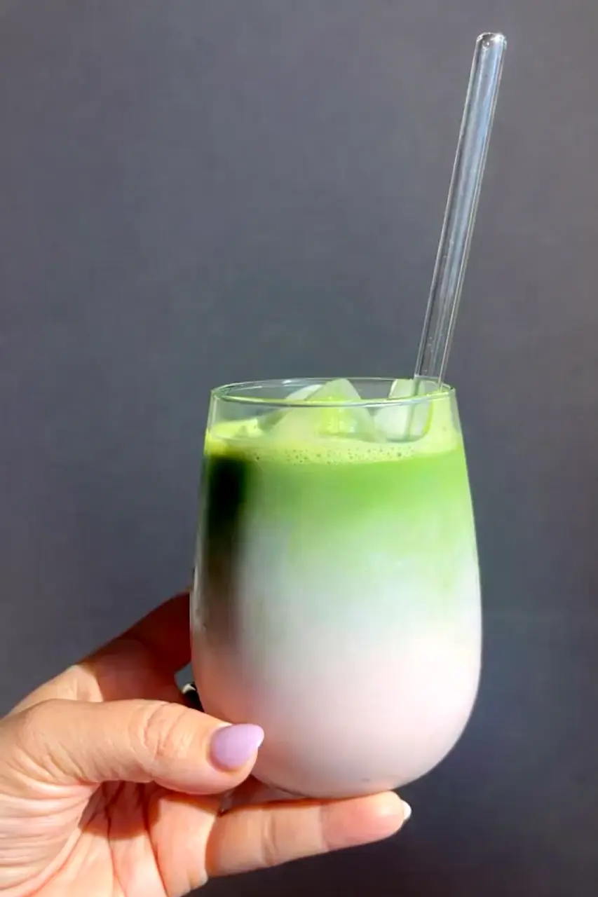 High Protein Strawberry Matcha Latte (42g Protein, Creamy & Refreshing)