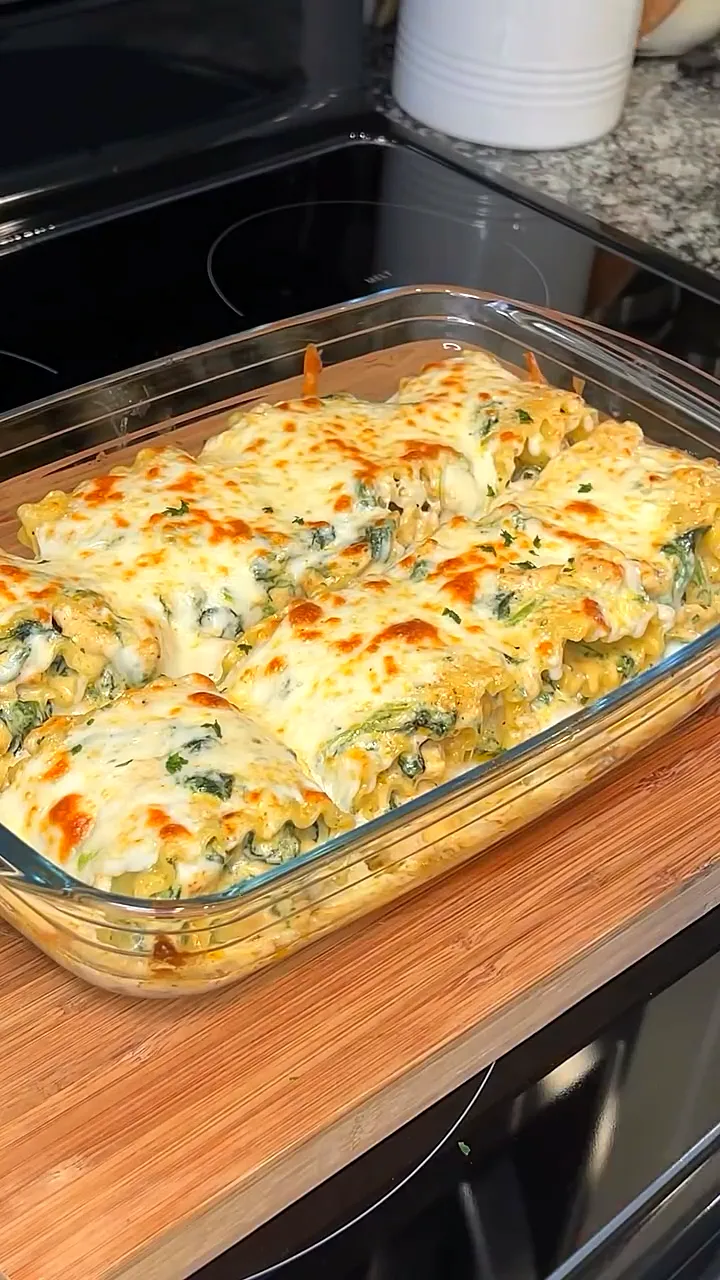 Cajun Chicken Alfredo Lasagna Rollups
